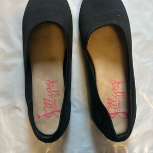 Jellypop Women's Elegant Black Loafers